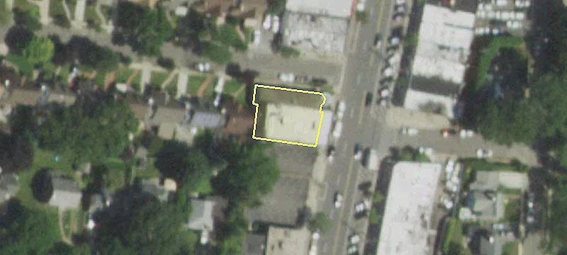 87 Covert Ave