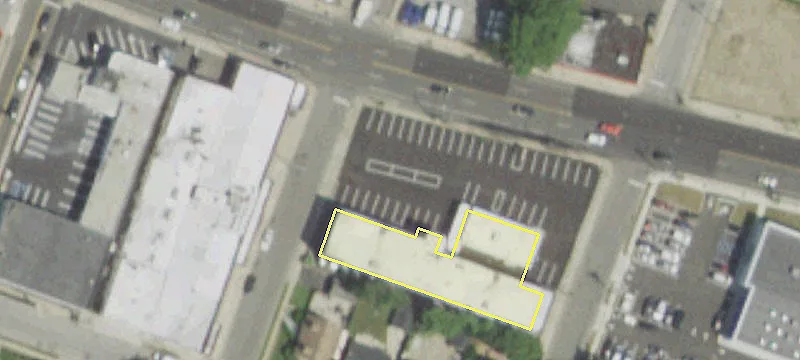 400 Merrick Rd
