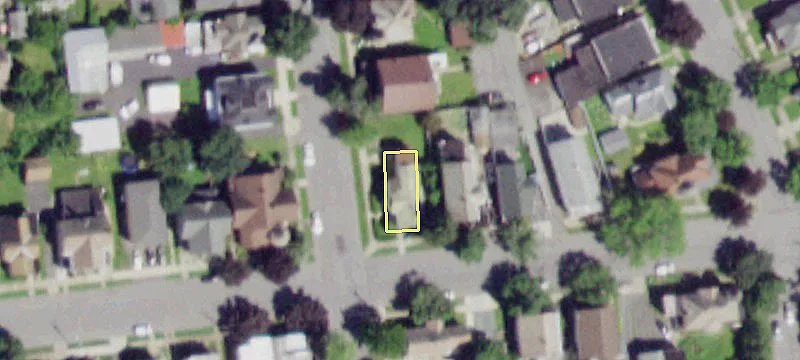 422 Broadway