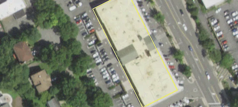 560 Northern Blvd
