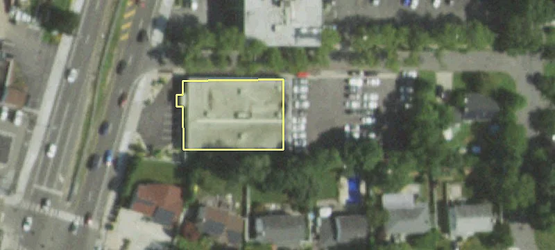 740 Walt Whitman Rd