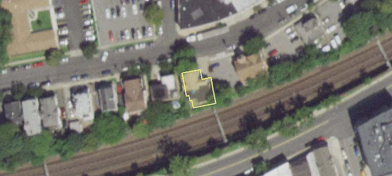 136 Stevens Ave