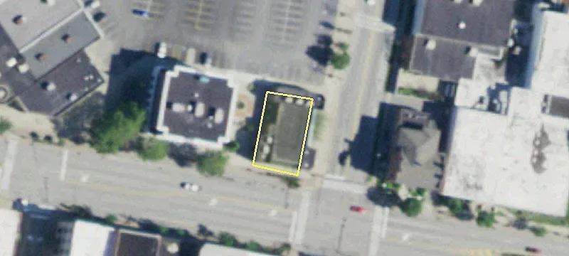 100 Main St