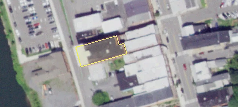 373 Main St