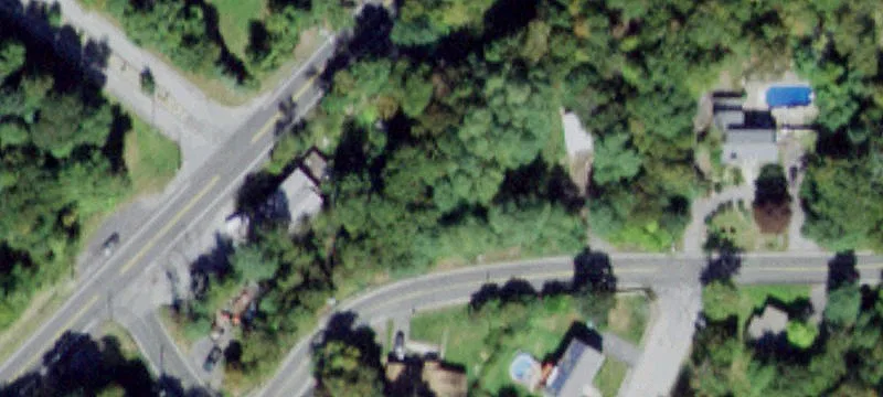 327 Lks Rd