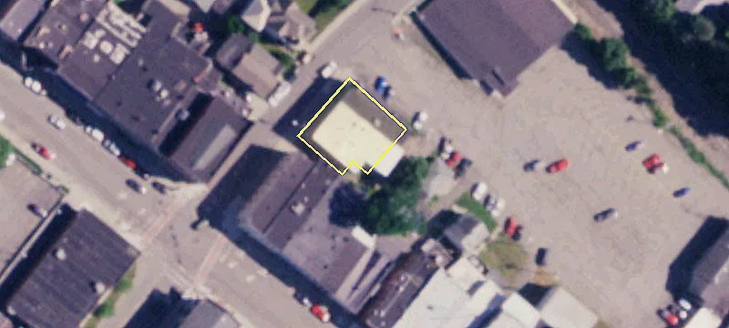 16 Madison St