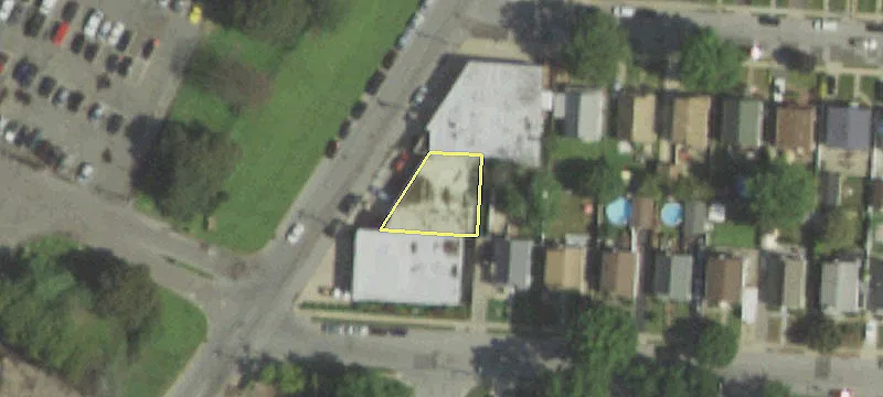 140 Cherry Vly Ave