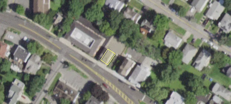 377 Ashford Ave