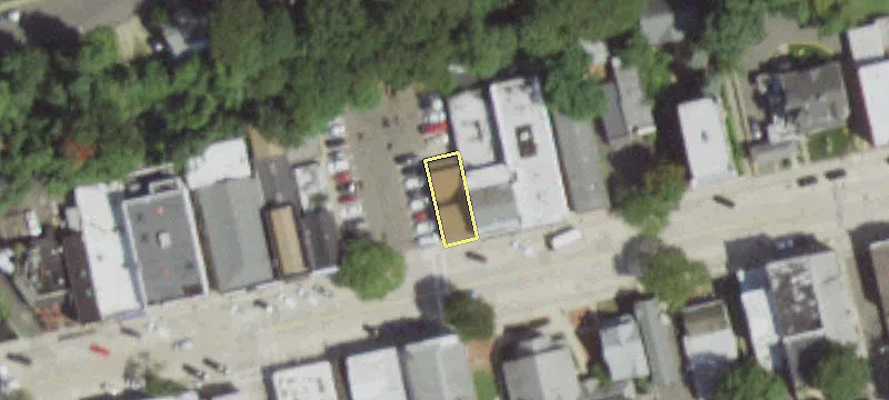 121 Main St