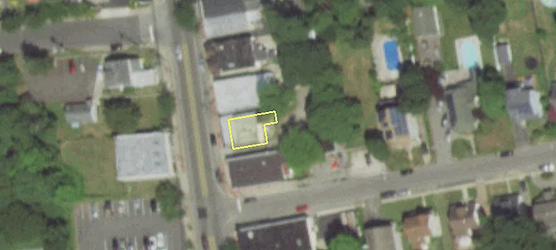 83 Carleton Ave