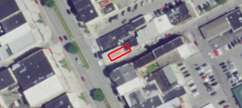 123 Main St