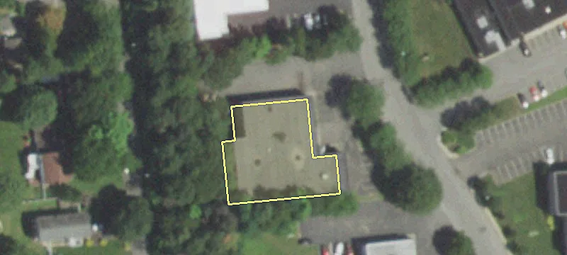 130 Raynor Ave