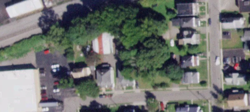 307 Clara St