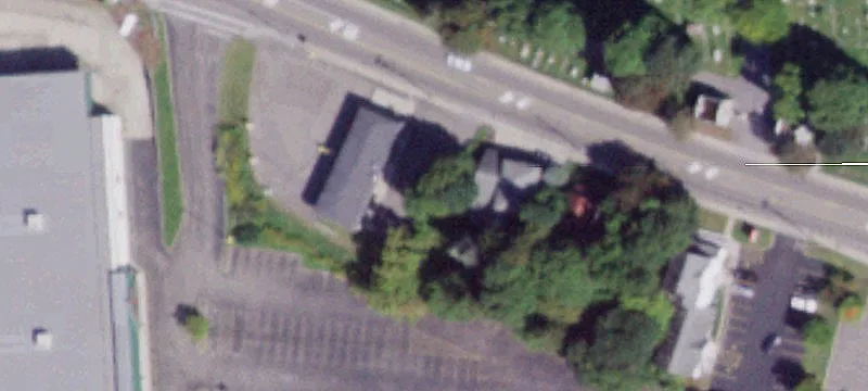 512 Harry L Dr
