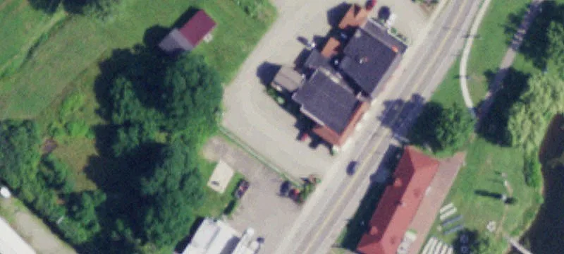 13 Water St