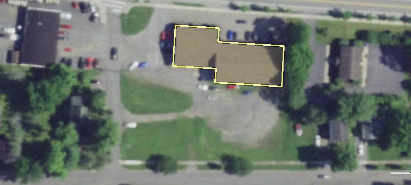 640 Main St