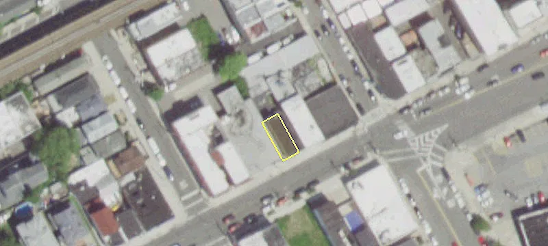 9010 Rockaway Bch Blvd