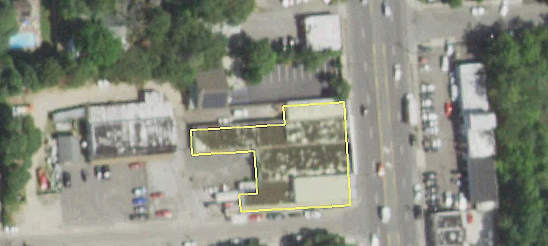 212 Medford Ave