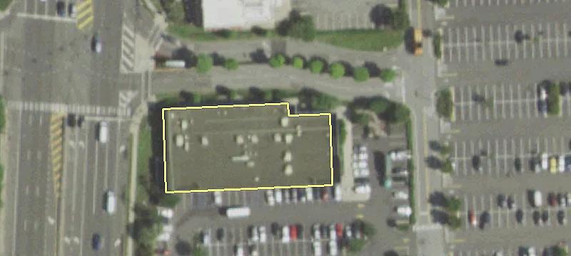 901 Broadhollow Rd