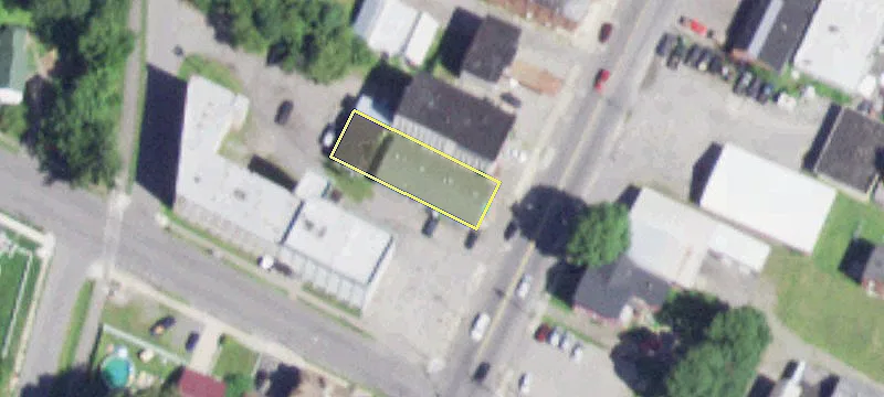 126 Main St