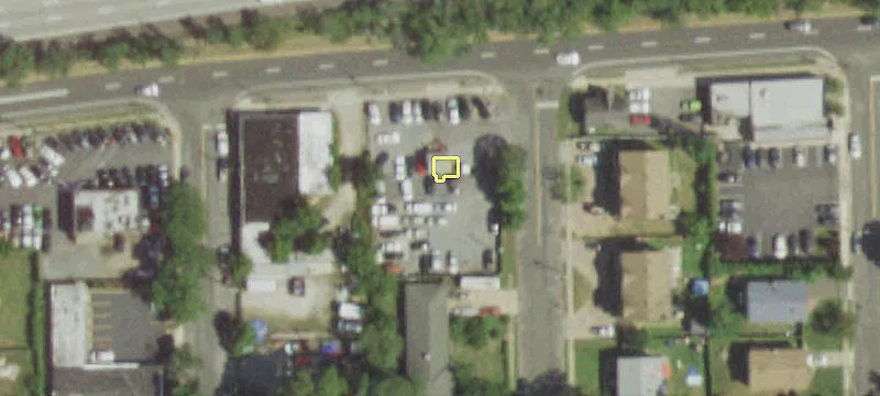 740 Sunrise Hwy
