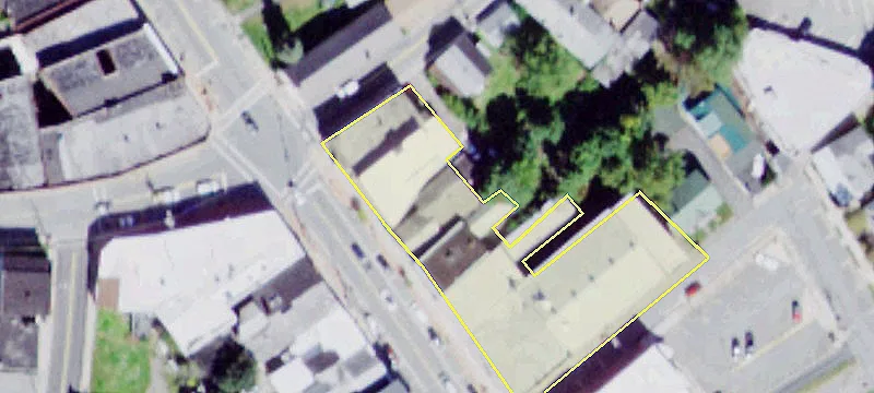 19 Main St