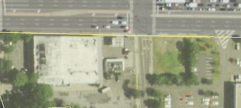 820 Sunrise Hwy