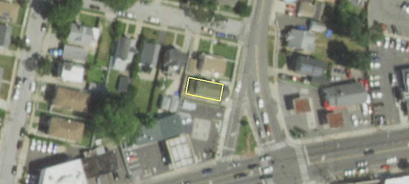 9 Covert Ave