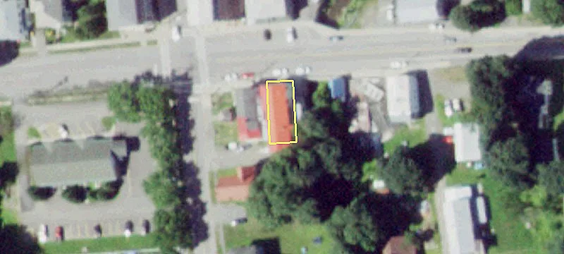 8 Ee St