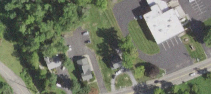 889 Main St
