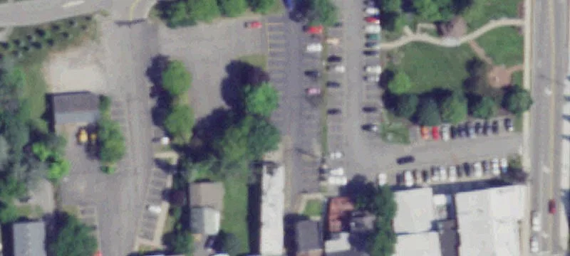 27 Main St