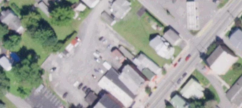 305 Main St