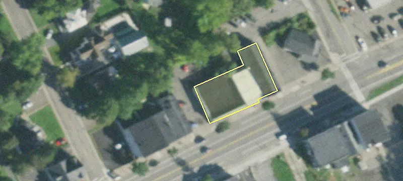 90 Main St