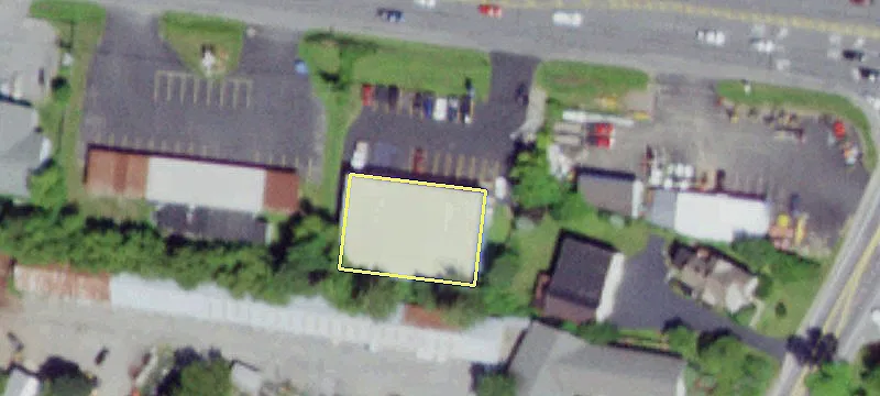 390 Quaker Rd