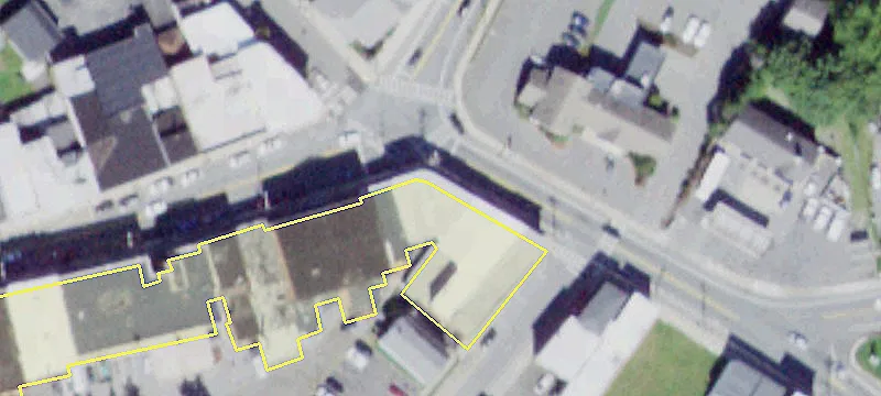 35 Main St
