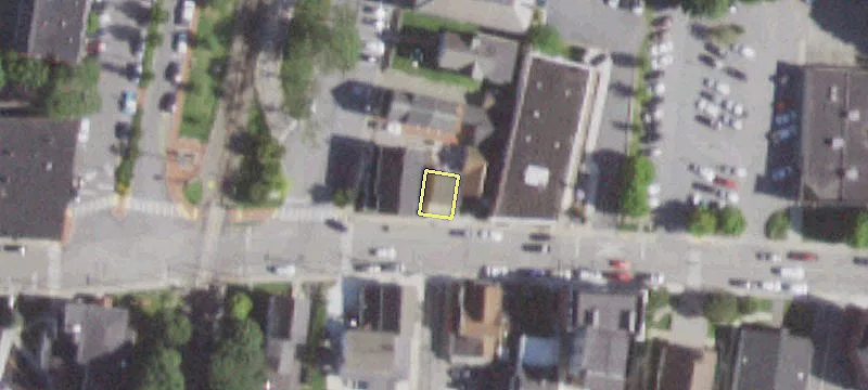 10 Main St
