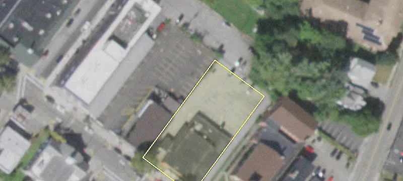 364 Main St