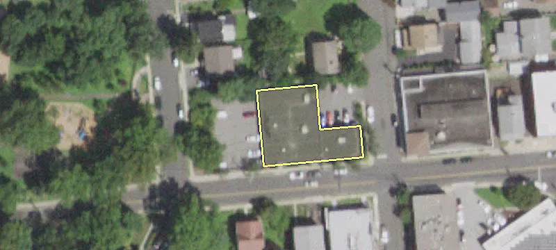 106 Calvert St