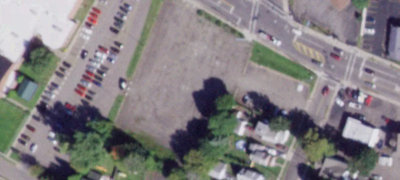 724 Main St