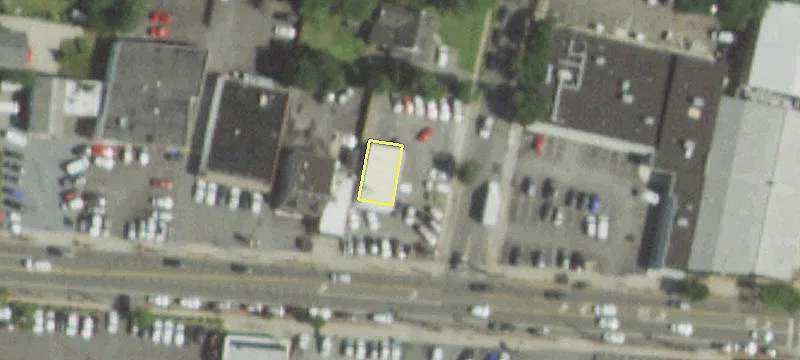 76 Merrick Rd