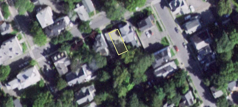 76 Maiden Ln