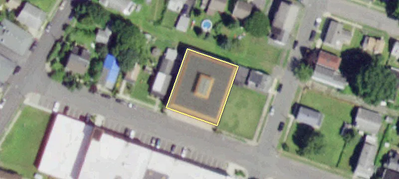 257 2nd Ave