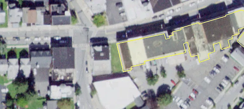 69 Main St
