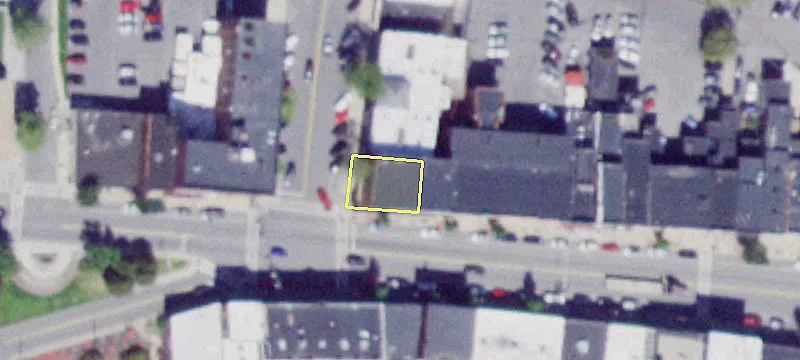 102 Fall St
