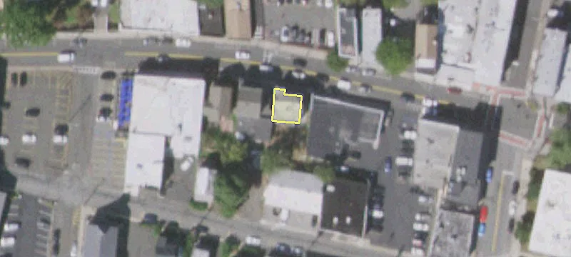 159 Main St