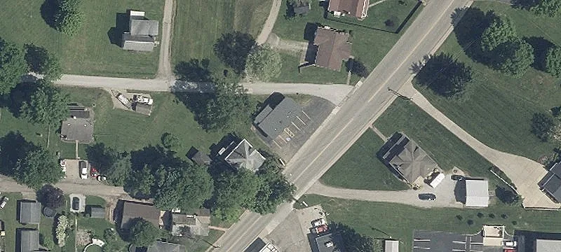 820 Bond Ave