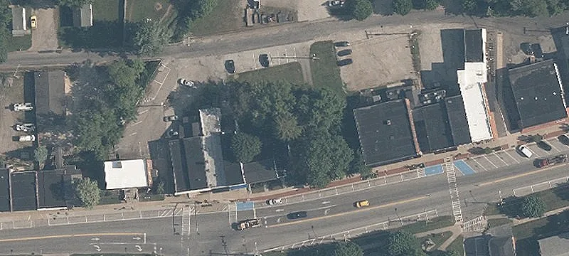 100-102 Main St