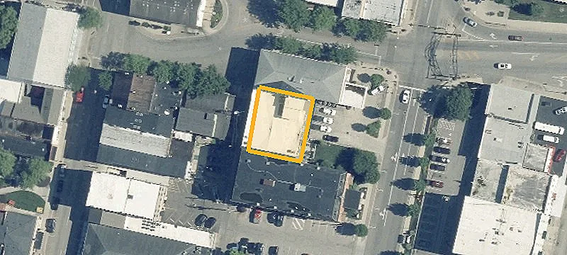 18 Central Ave