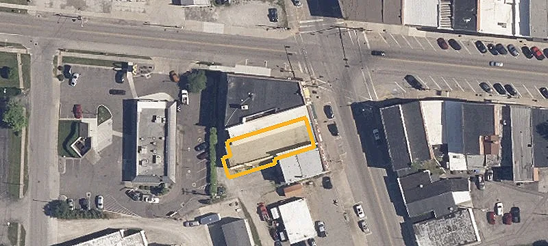 6 Main St