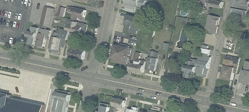 203 Frnt SE Ave